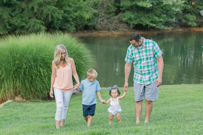 smith mountain lake family vacation mini sessions | ©Expressions by Jamie | www.expressionsbyjamie.com