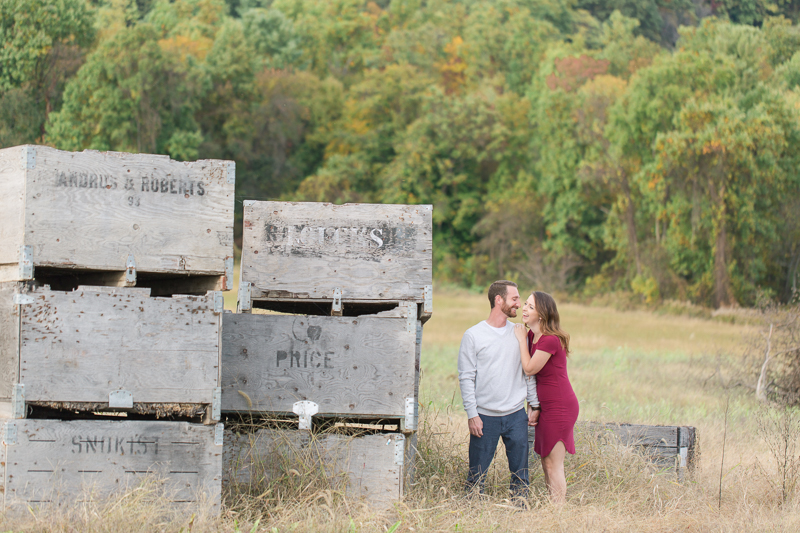 Hauser Estate Winery Engagement Session | ©Expressions by Jamie | www.expressionsbyjamie.com