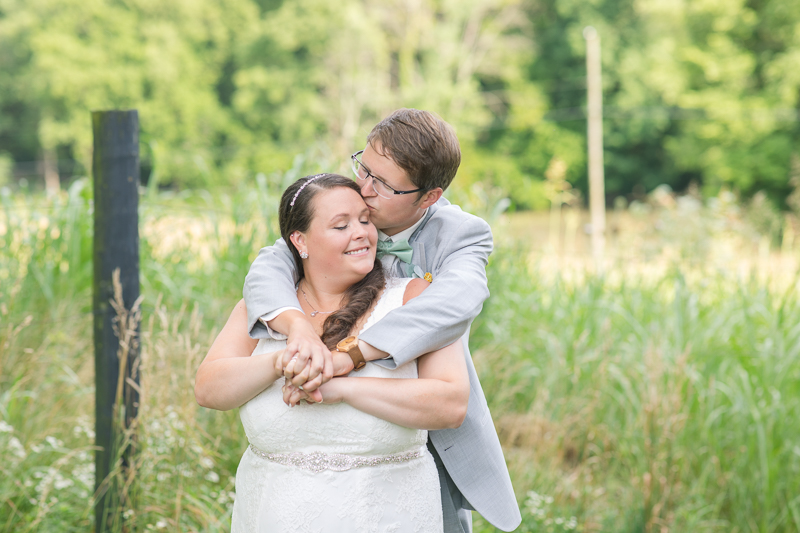 A sneak peek at a Wild Goose Farm Wedding. This Shepherdstown, WV wedding was a beautiful summer wedding from Jamie Fisher Collective| jamiefishercollective.com